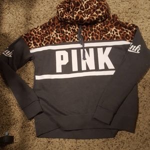 UFT/SALE Extremely rare vs pink cowl neck